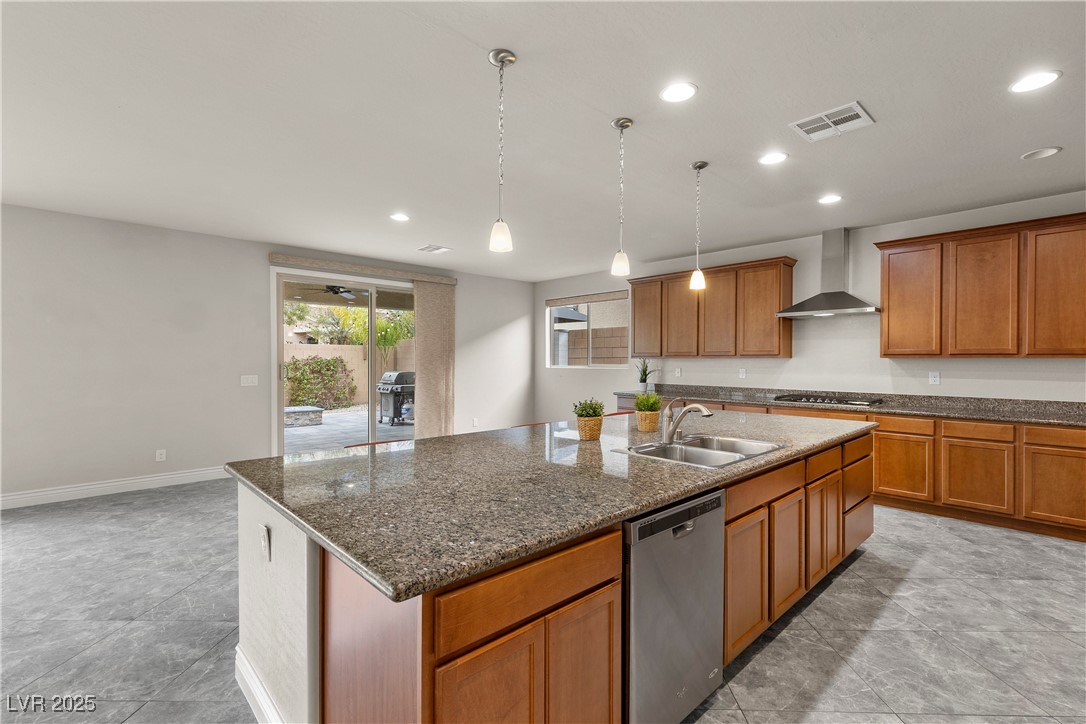 201 White Mule Avenue