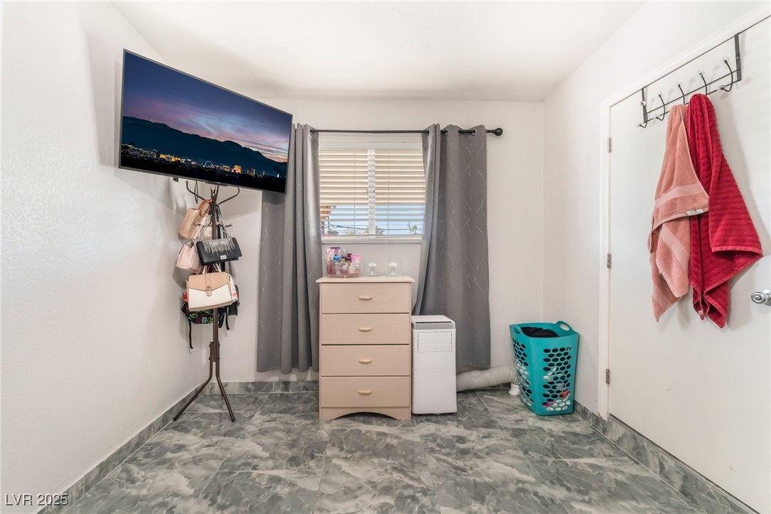 1216 Oahu Street