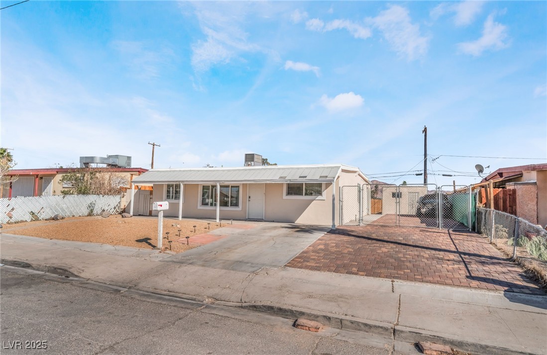 1216 Oahu Street