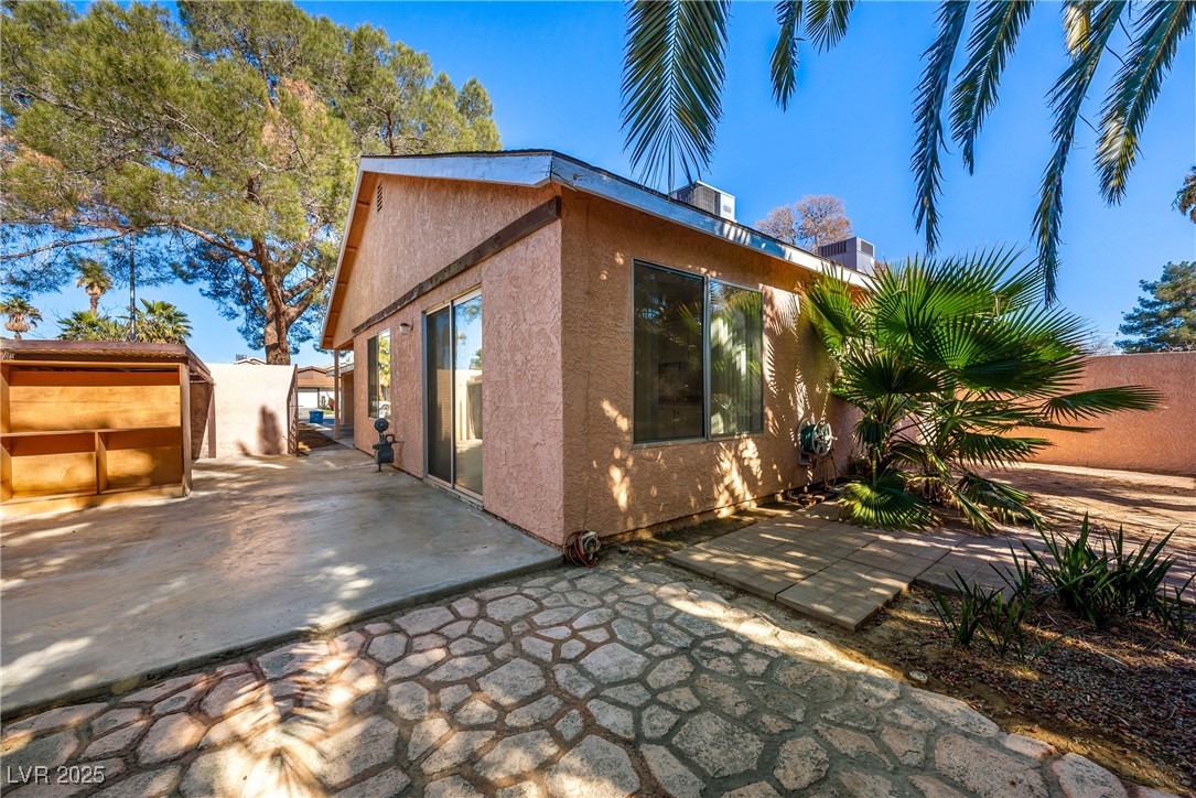 1789 Winterwood Boulevard