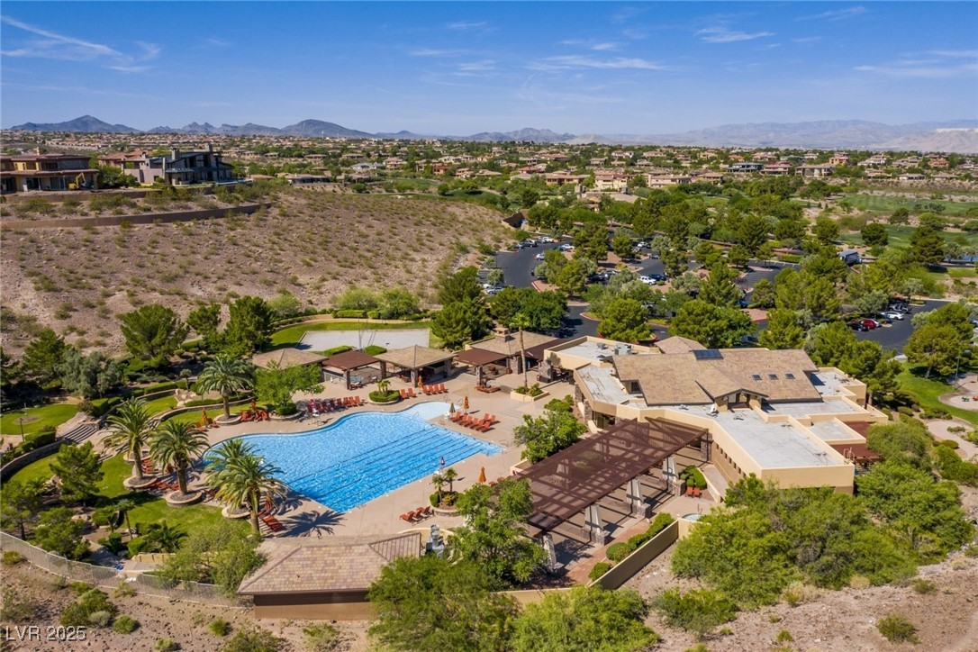 11 Canoa Hills Drive
