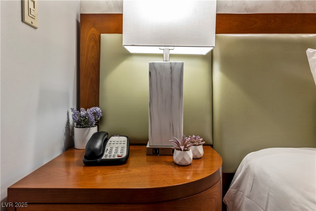 125 East Harmon Avenue 216