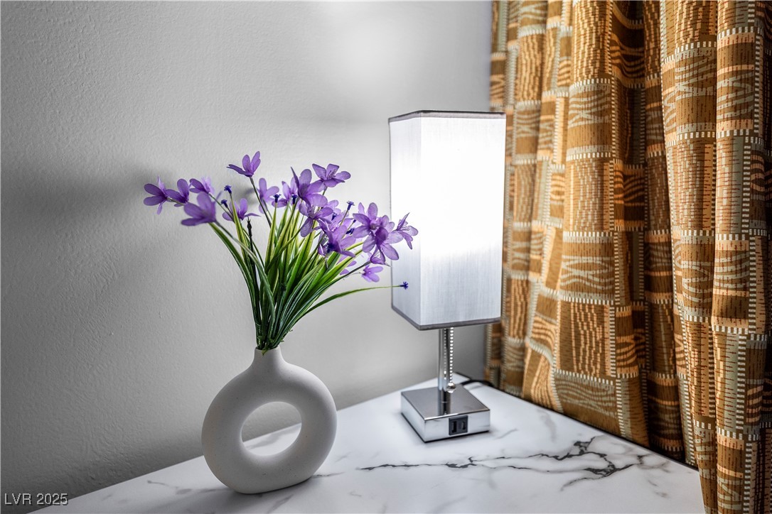 125 East Harmon Avenue 216