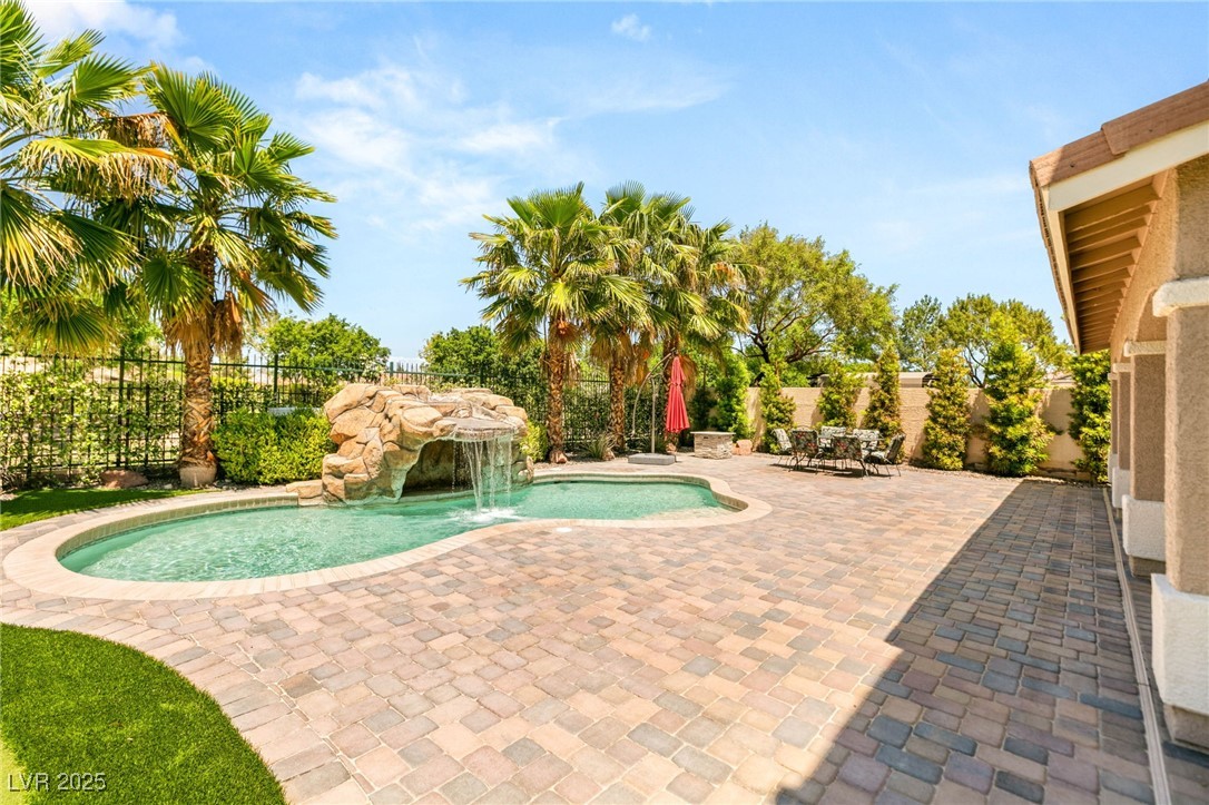 4542 GREY SPENCER Drive