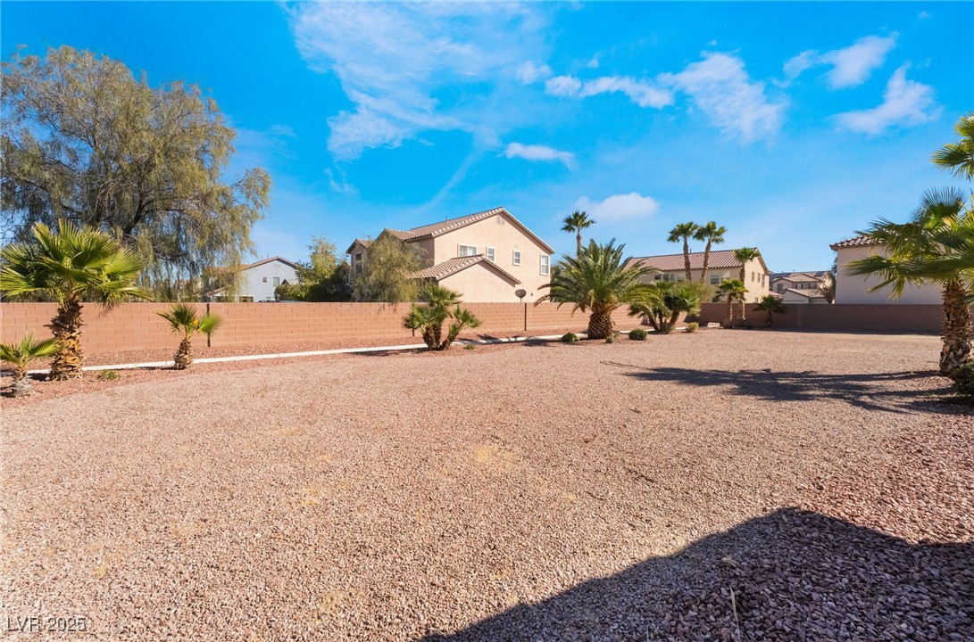 7860 Thunder Echo Street