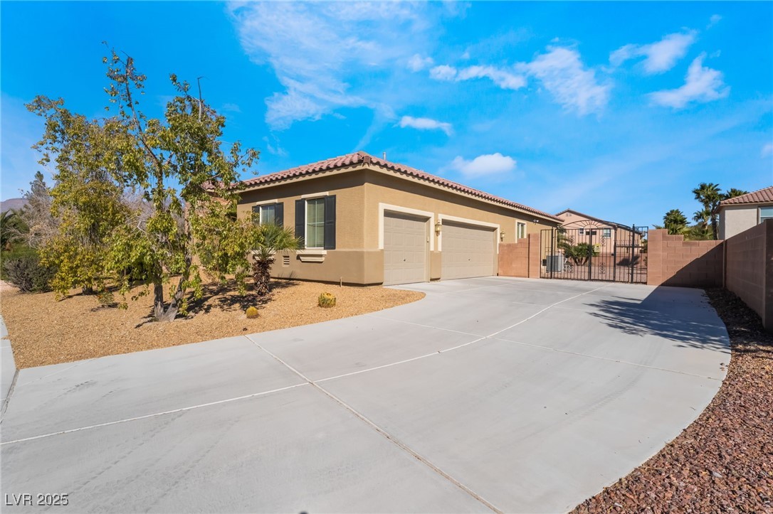 7860 Thunder Echo Street
