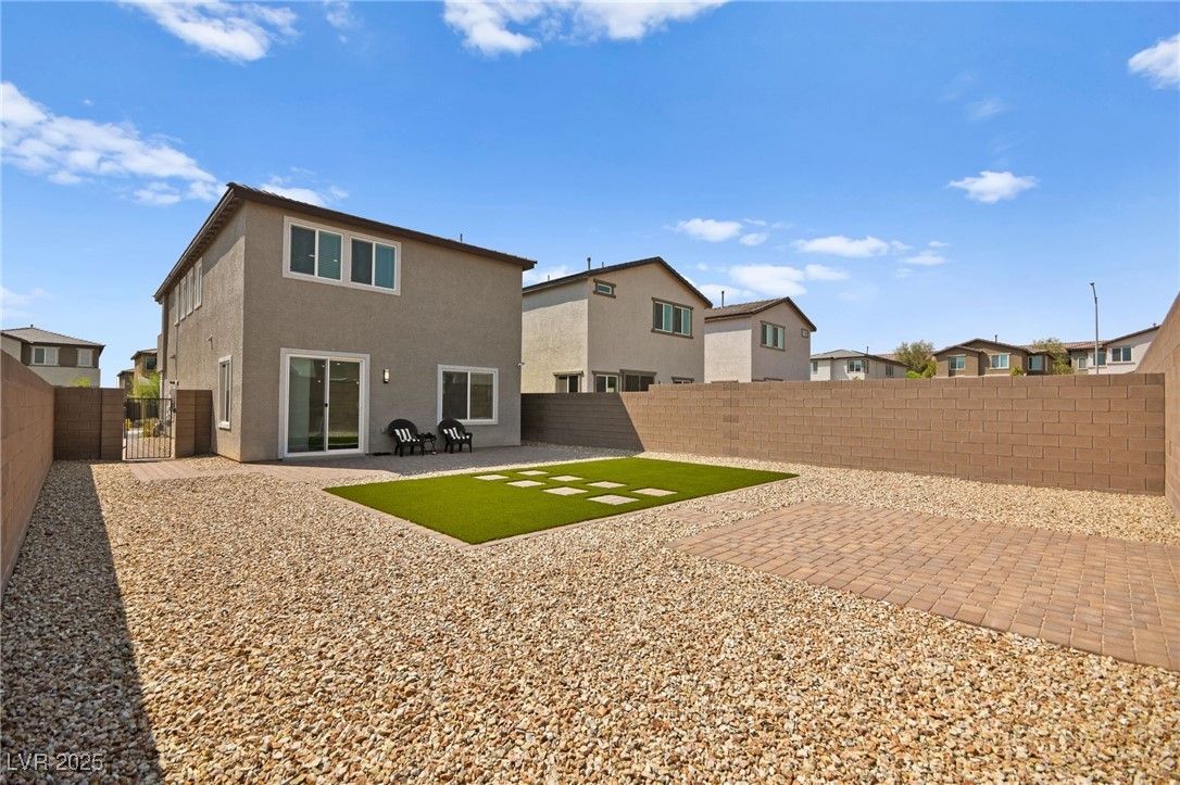 2724 High Echelon Road