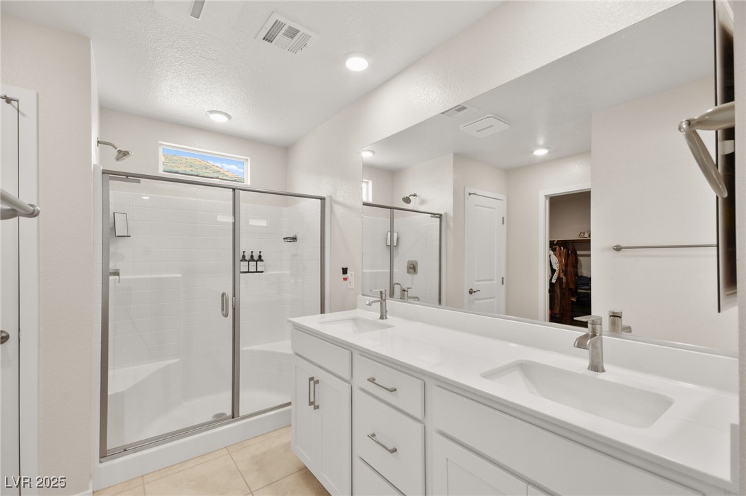 2724 High Echelon Road