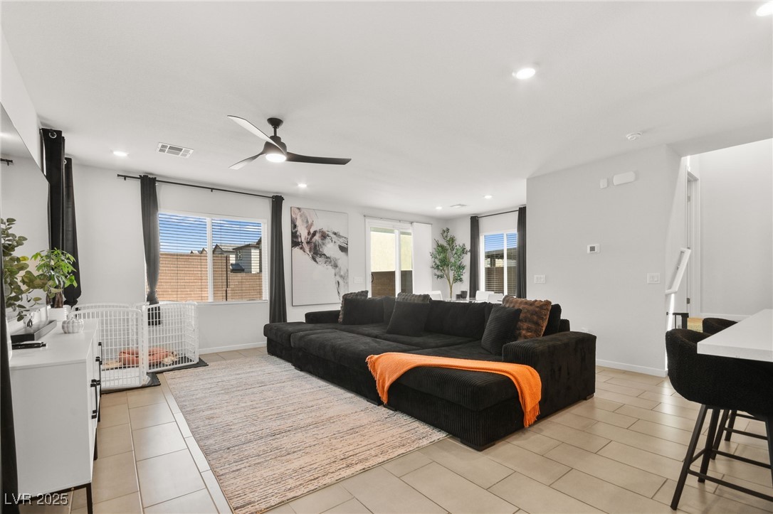 2724 High Echelon Road