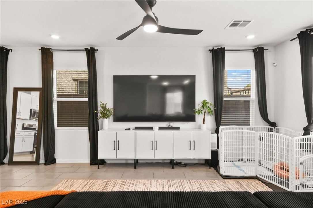 2724 High Echelon Road