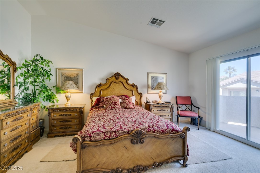 2050 Los Feliz Street 112