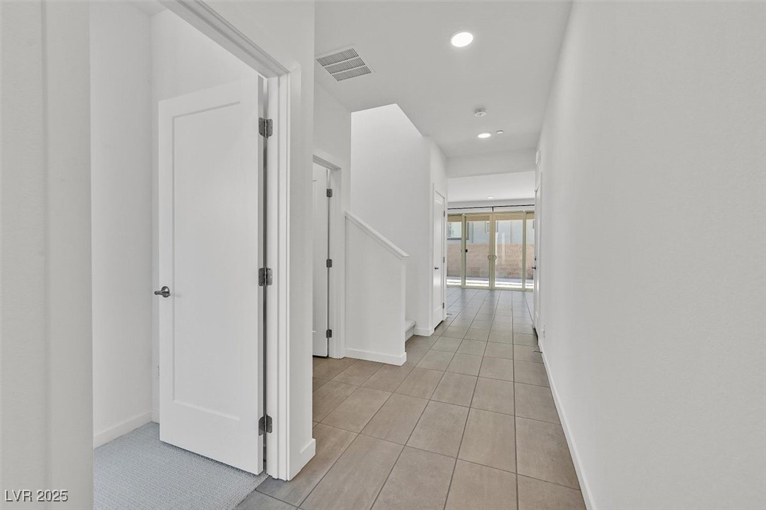 796 Keys View Avenue