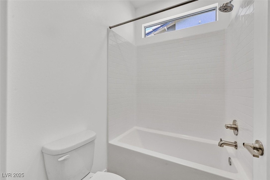 796 Keys View Avenue