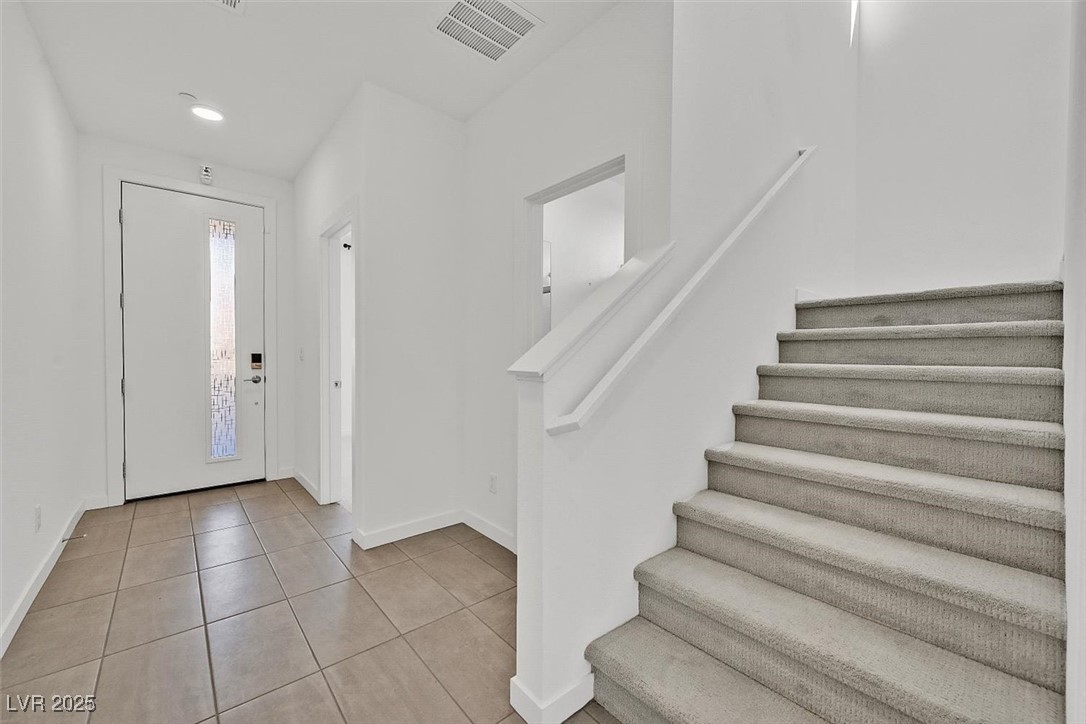 796 Keys View Avenue