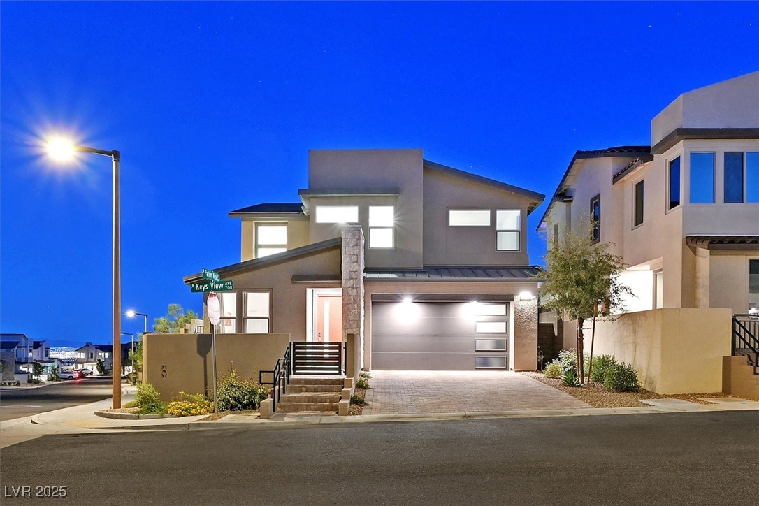 796 Keys View Avenue