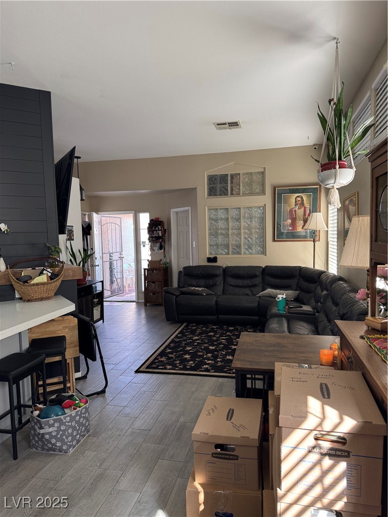 807 Zinnia Circle