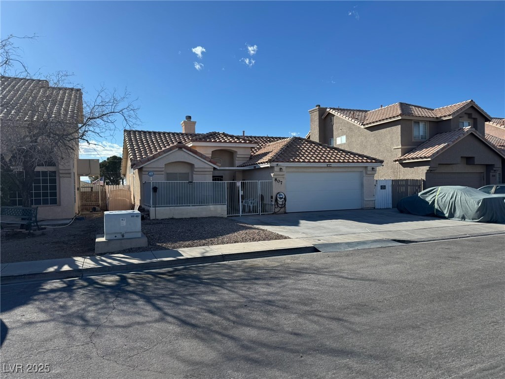 807 Zinnia Circle