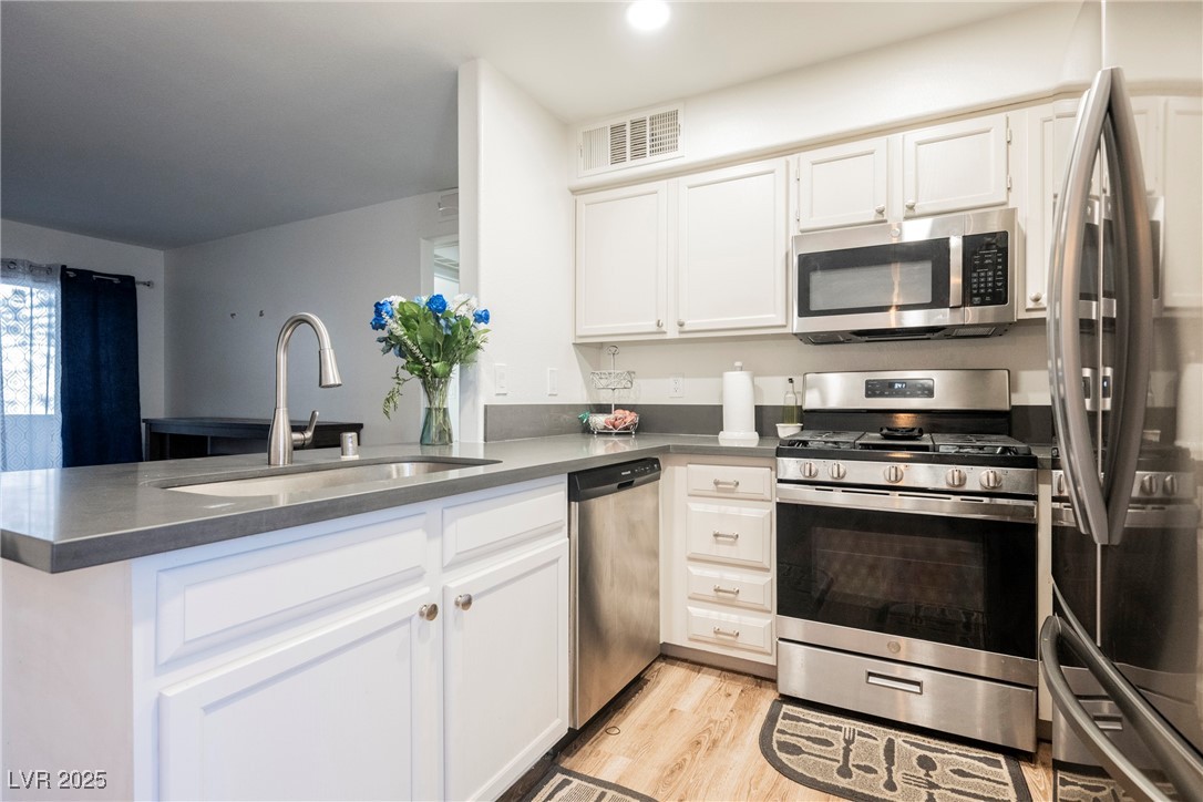 3038 Tarpon Drive 102
