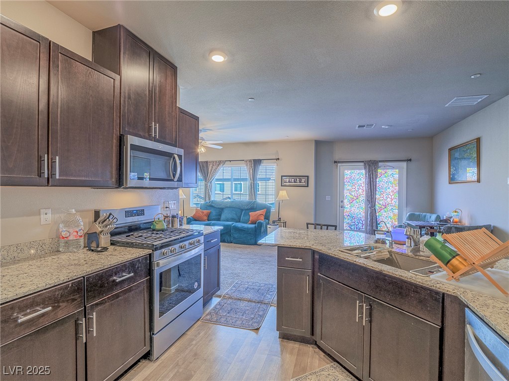 7525 Emerald Stars Street 101