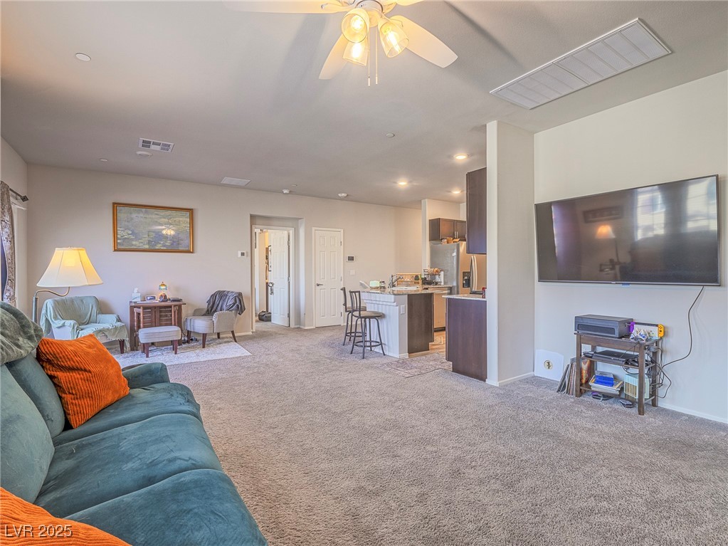 7525 Emerald Stars Street 101