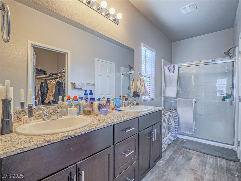 7525 Emerald Stars Street 101