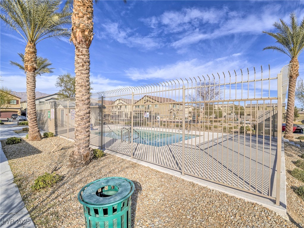 7525 Emerald Stars Street 101