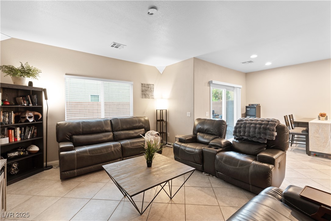 7253 Sterling Rock Avenue