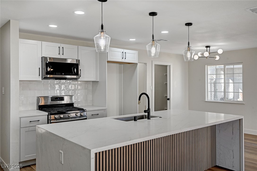 4804 El Tesoro Avenue