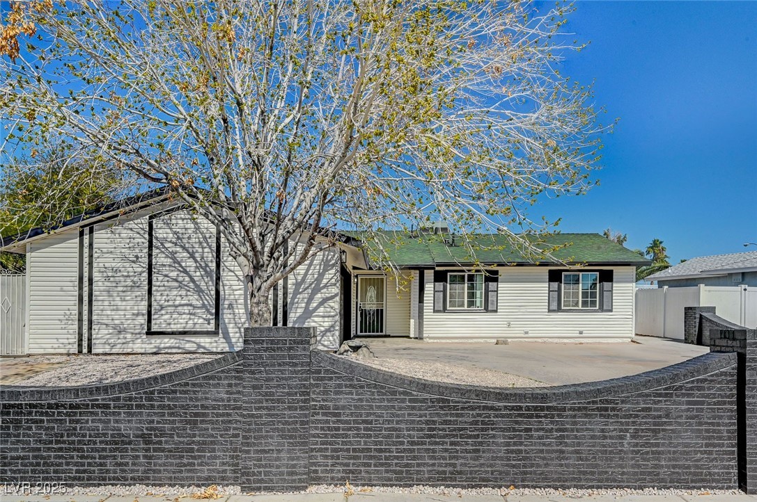 4804 El Tesoro Avenue