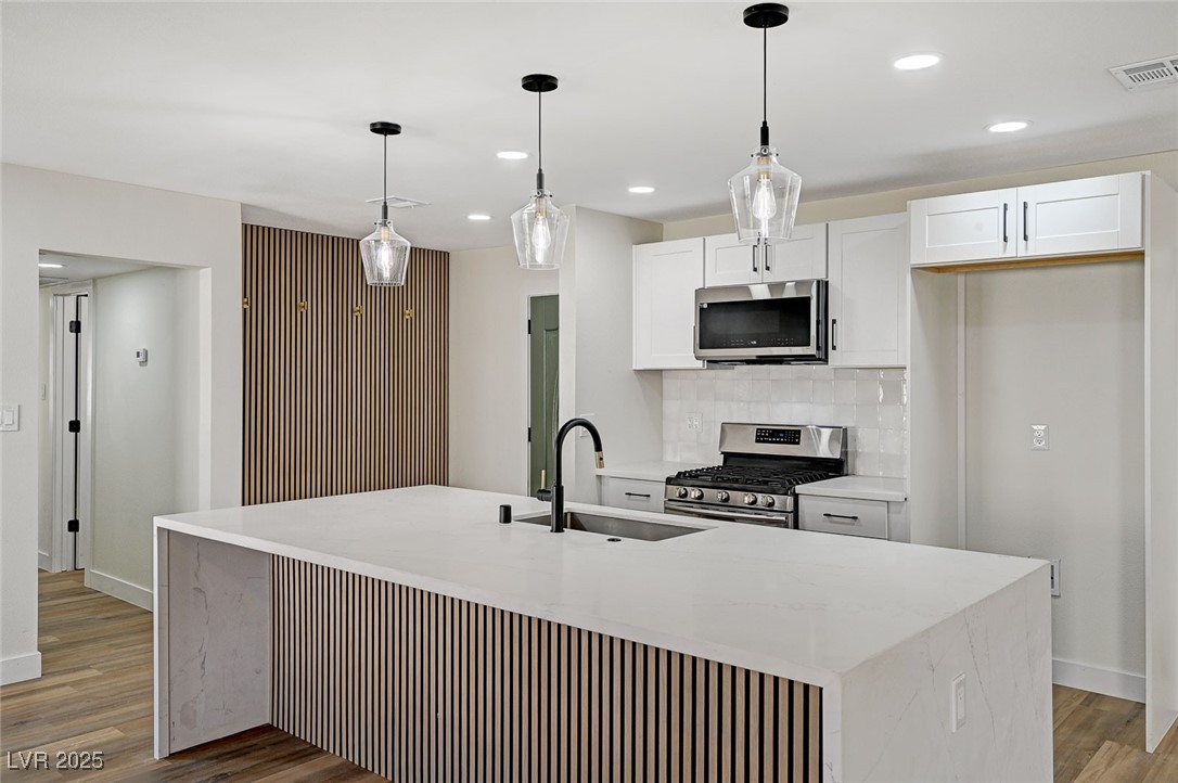 4804 El Tesoro Avenue