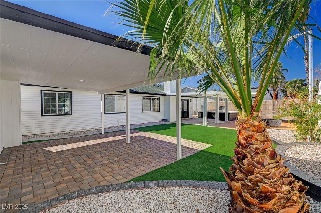 4804 El Tesoro Avenue