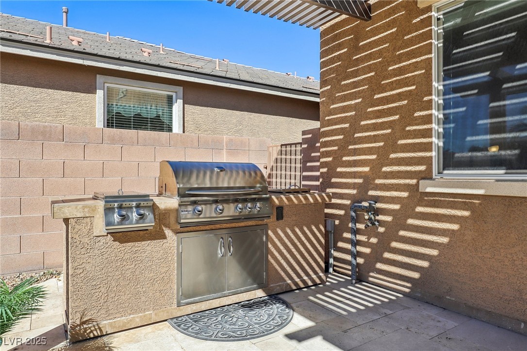 1033 Via Dell Bacio Drive