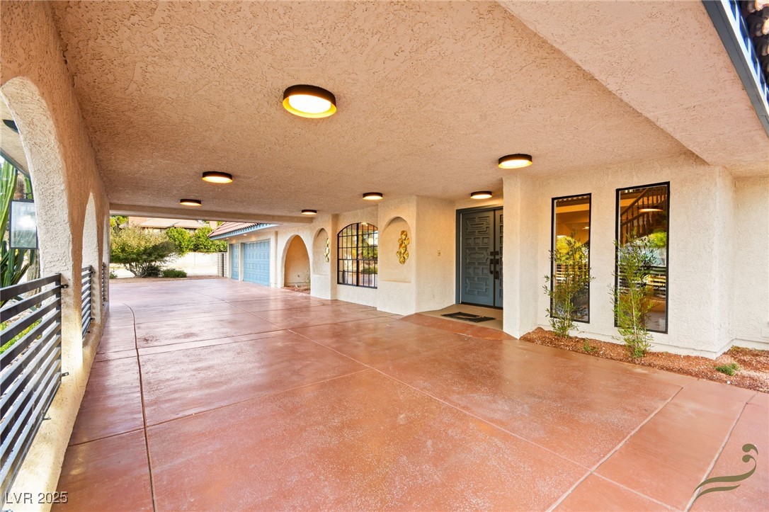 2501 Wimbledon Drive