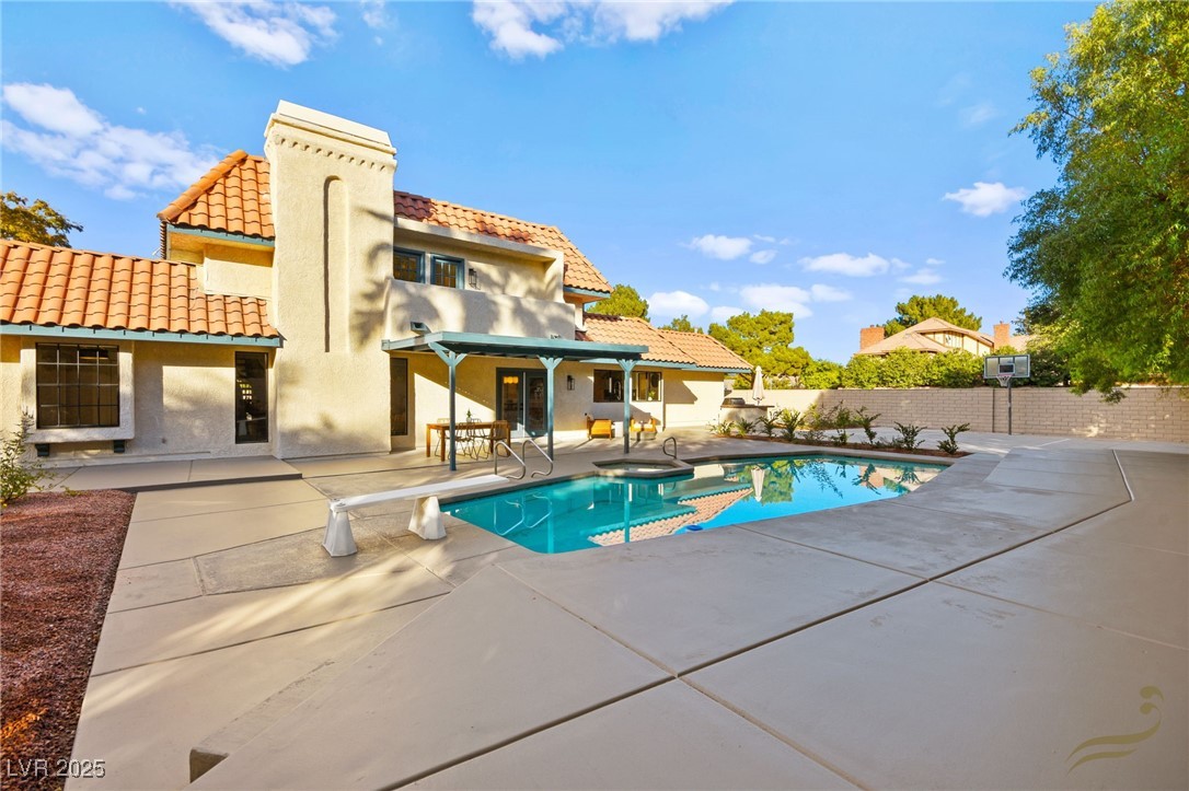 2501 Wimbledon Drive