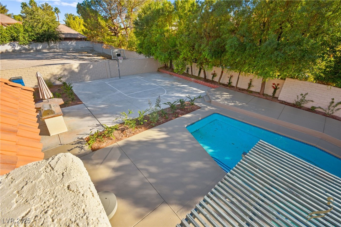 2501 Wimbledon Drive