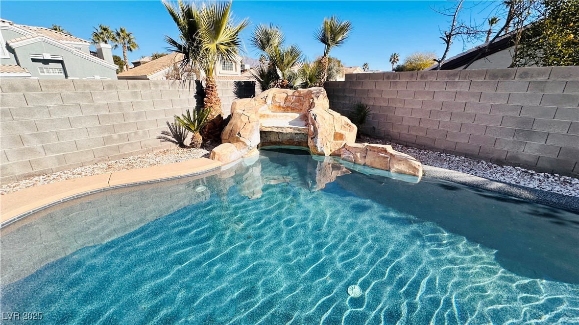 7244 Buglehorn Street