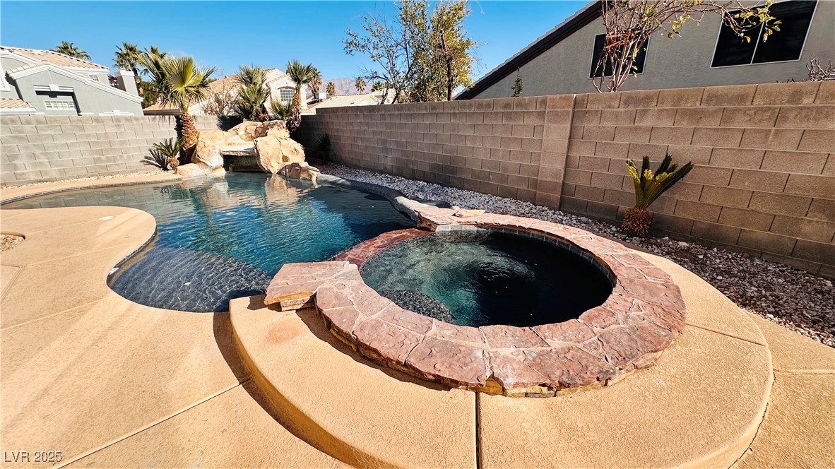 7244 Buglehorn Street