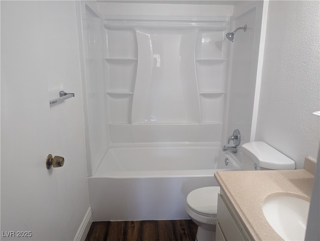 615 South Royal Crest Circle 15