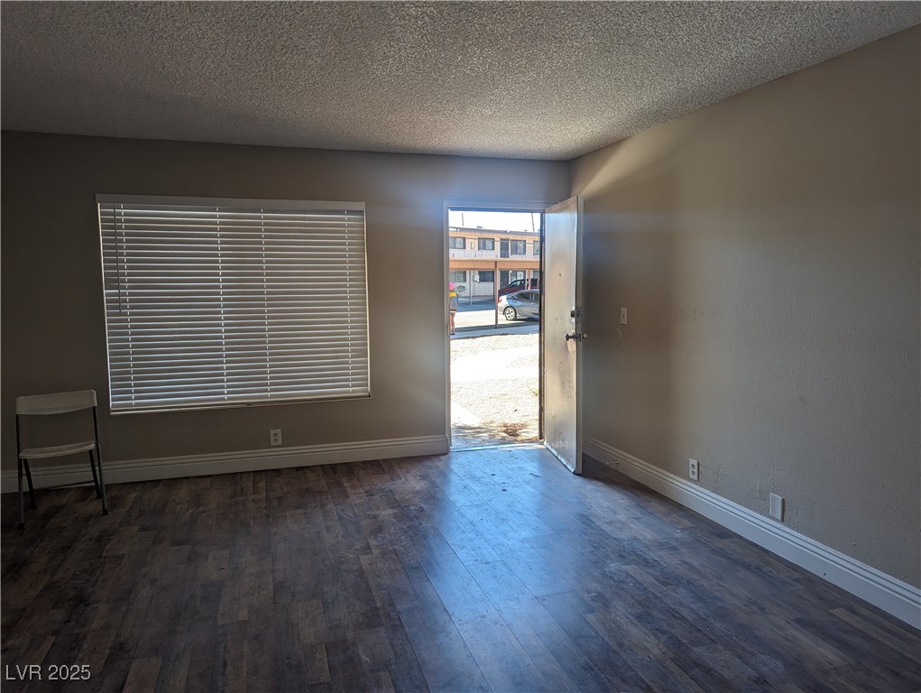 615 South Royal Crest Circle 15