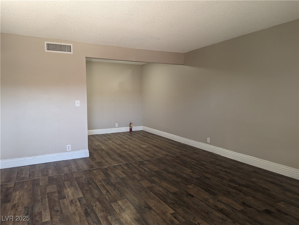 615 South Royal Crest Circle 15