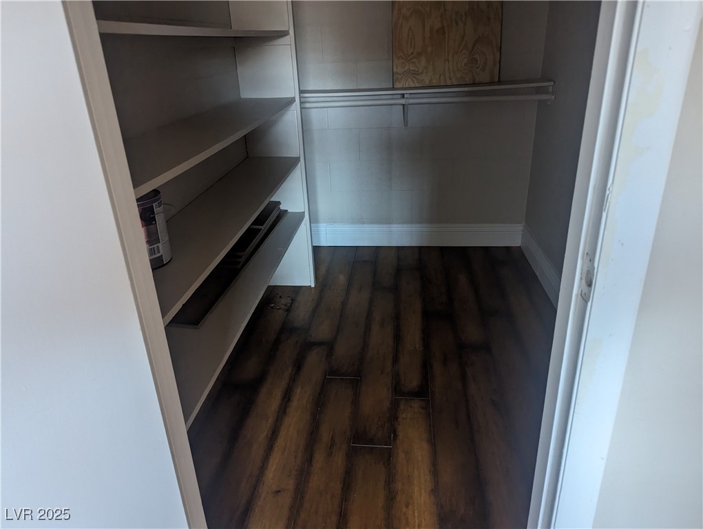 615 South Royal Crest Circle 15