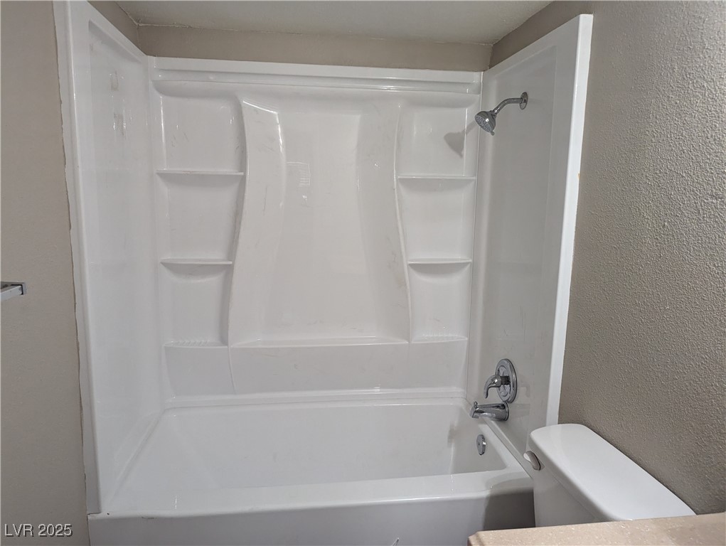 615 South Royal Crest Circle 15