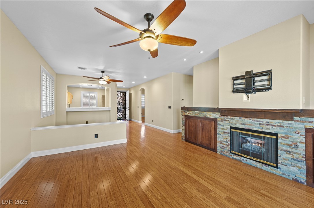 2213 Midvale Terrace