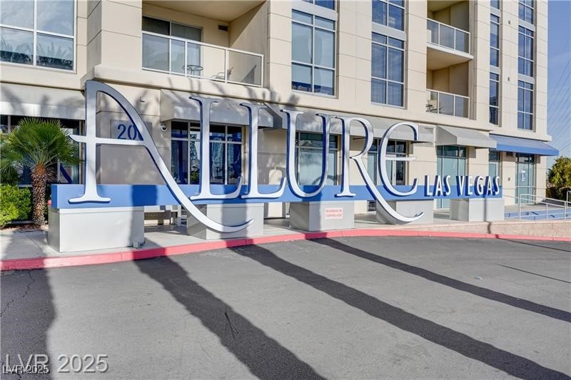 200 West Sahara Avenue 502