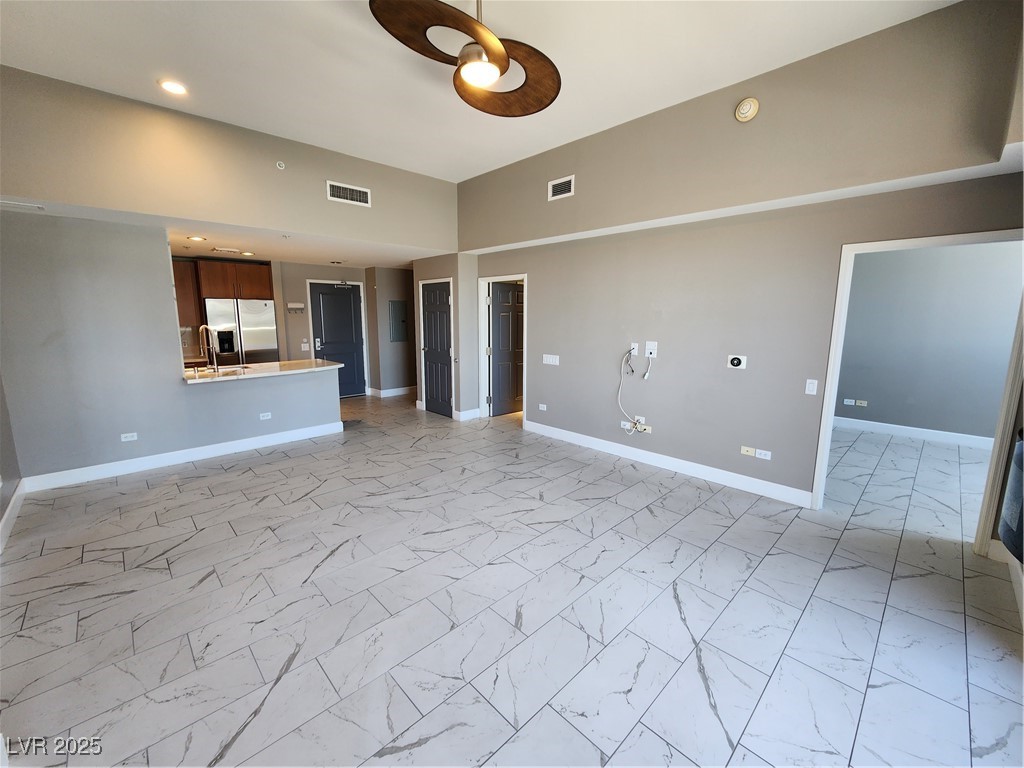 200 West Sahara Avenue 502