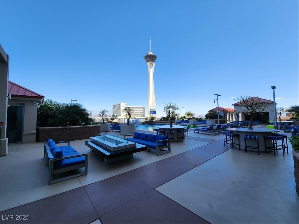 200 West Sahara Avenue 502