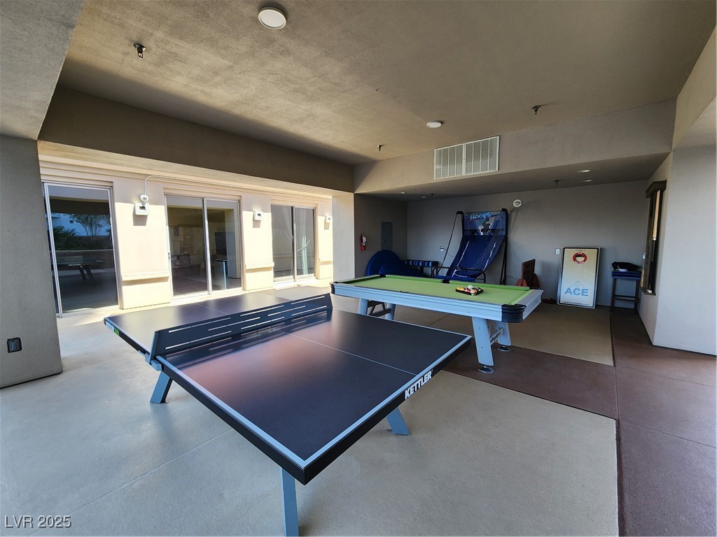 200 West Sahara Avenue 502
