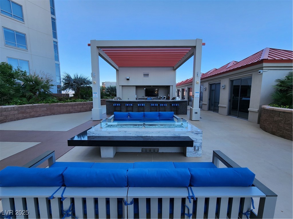 200 West Sahara Avenue 502