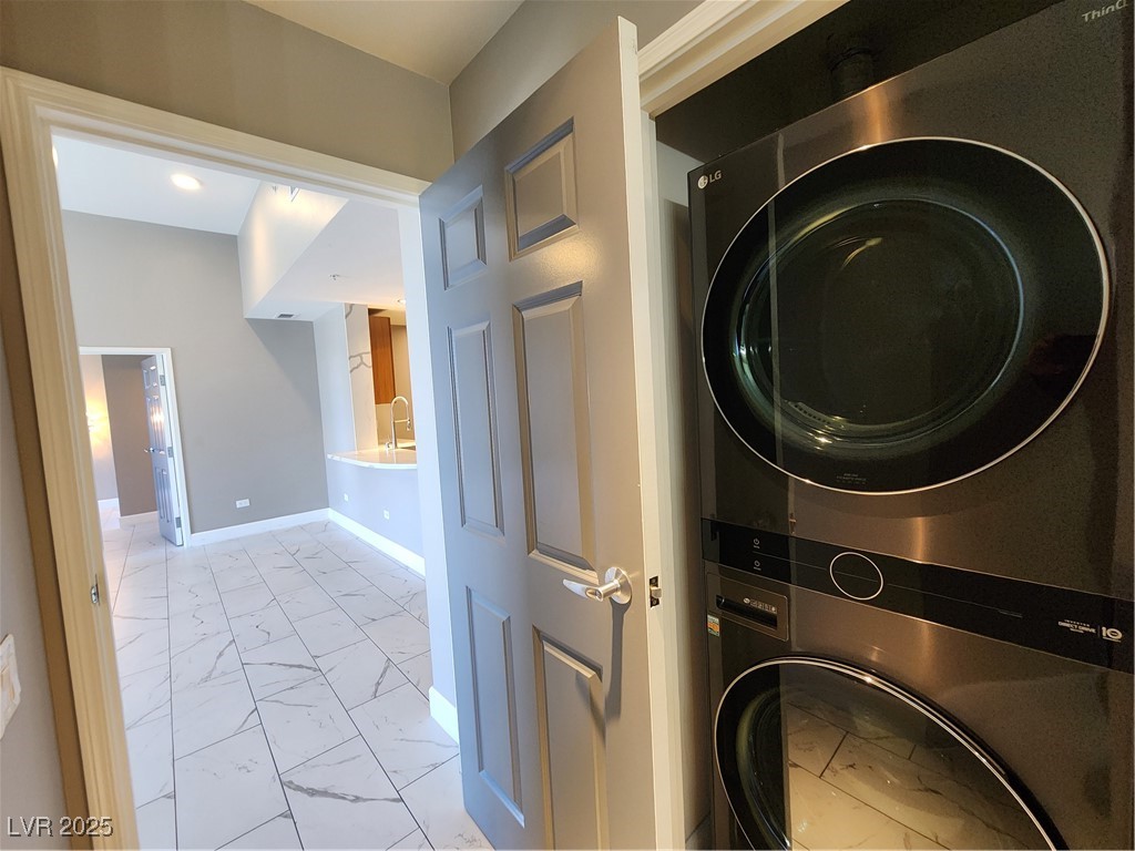 200 West Sahara Avenue 502