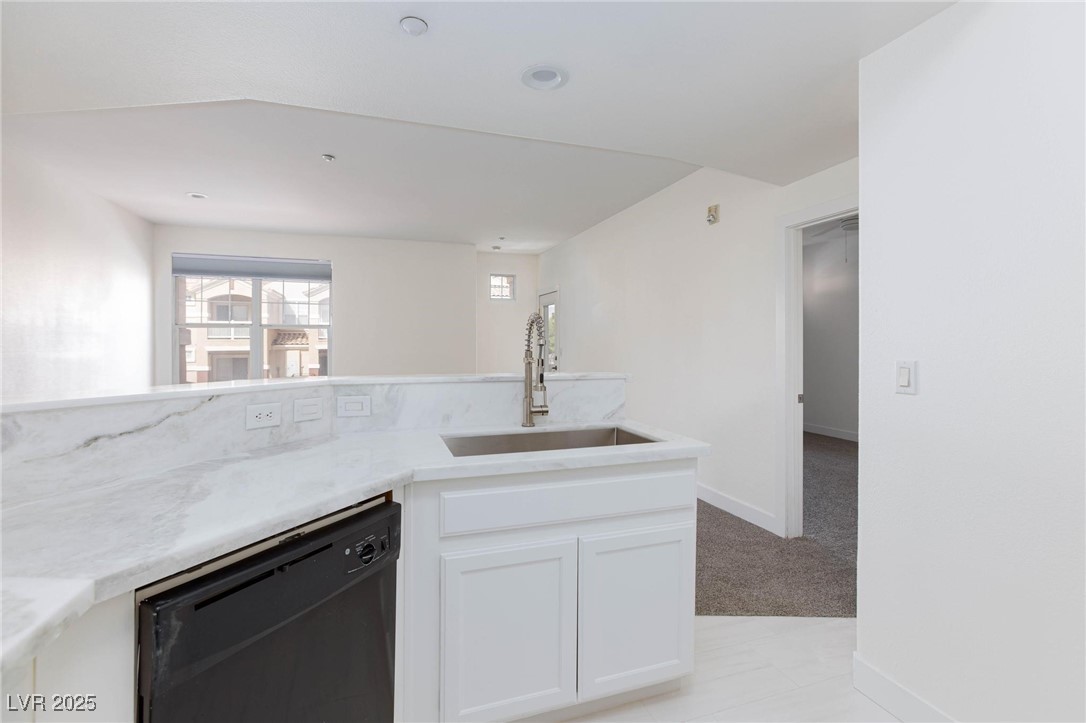 5855 Valley Drive 2018